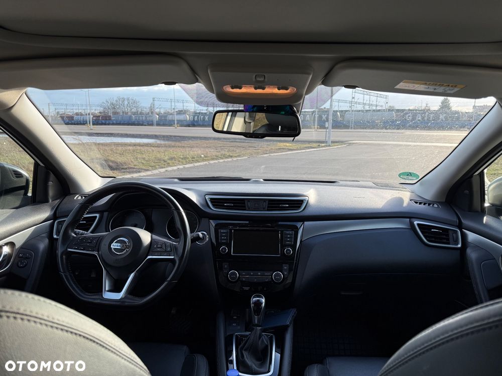 Nissan Qashqai 1.7 dCi 4x4 Tekna+ Xtronic - 14