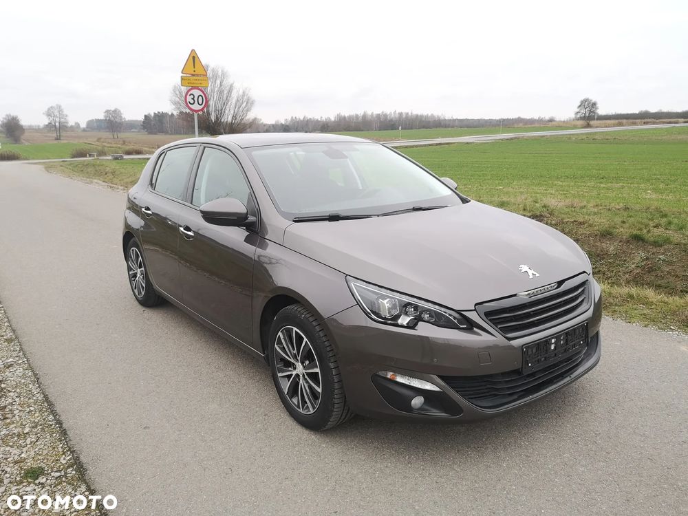 Peugeot 308 125 THP Allure - 26
