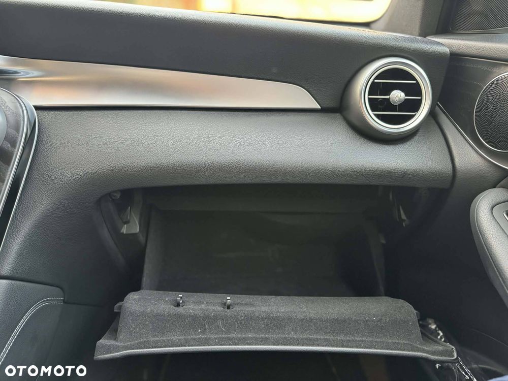 Mercedes-Benz GLC 250 4-Matic - 17