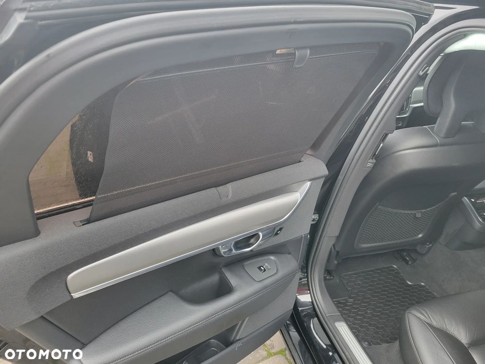 Volvo S90 T6 AWD Geartronic Momentum Pro - 22