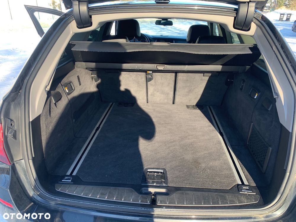 BMW Seria 5 520d xDrive - 6