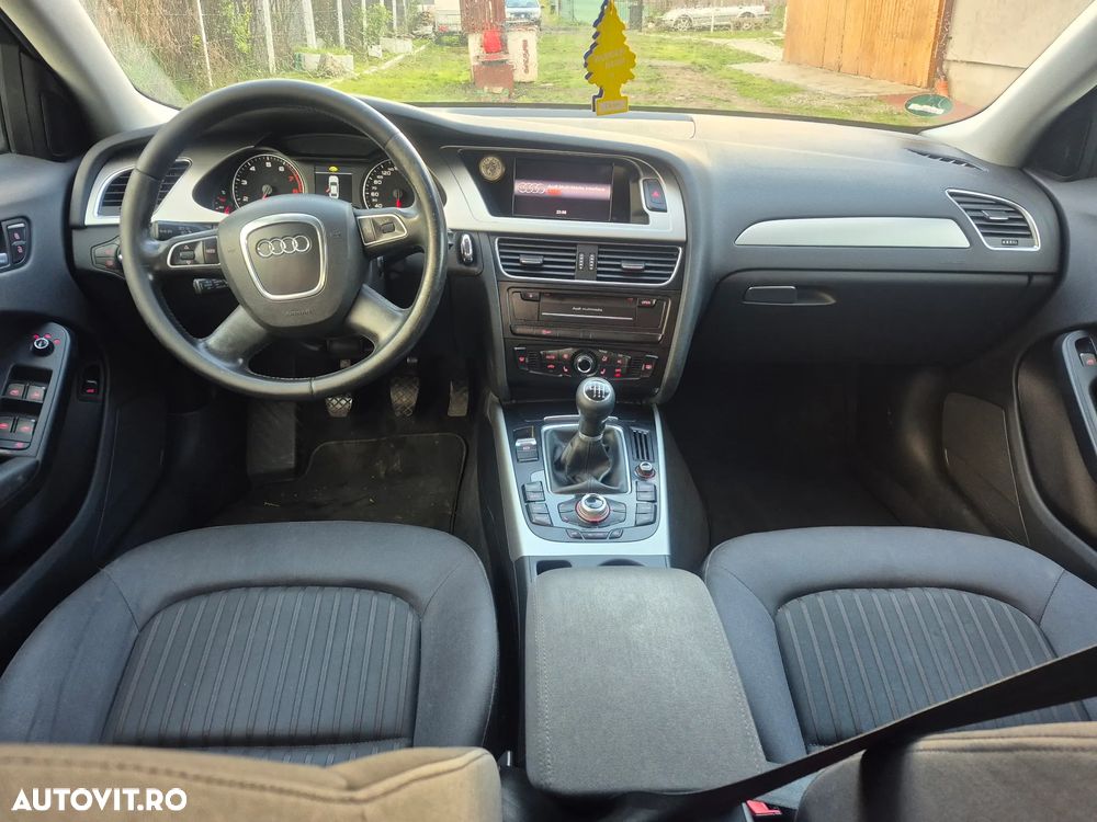 Audi A4 1.8 TFSI Ambiente - 11