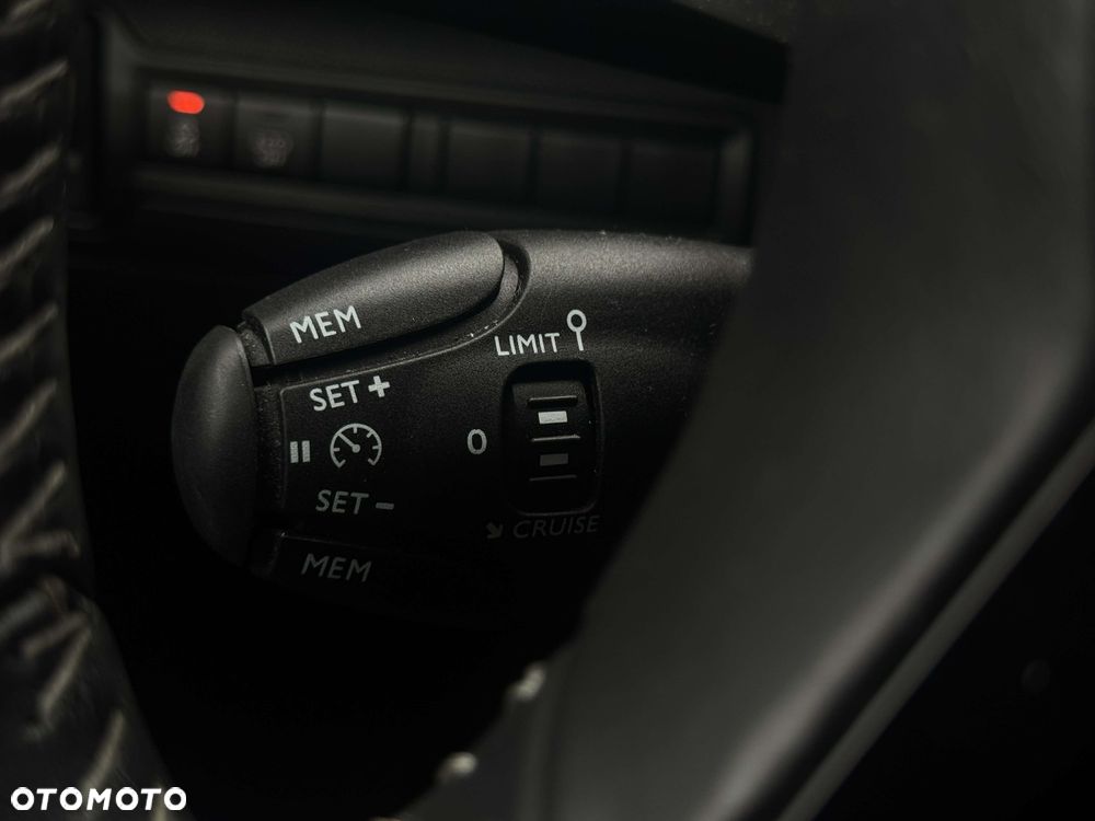 Peugeot 308 1.2 PureTech GPF GT Pack S&S - 23