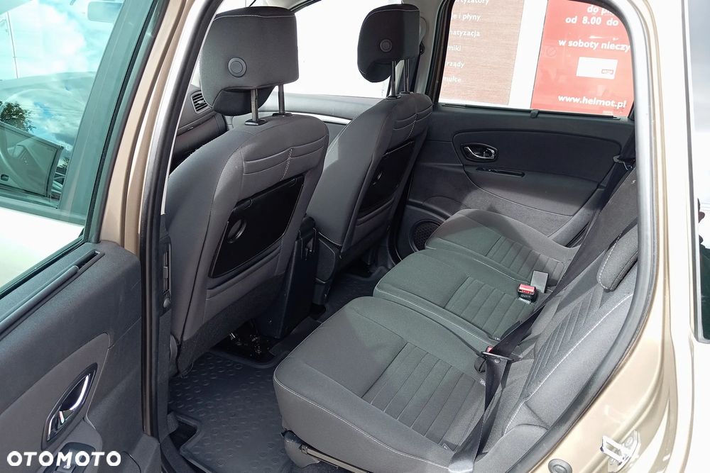 Renault Grand Scenic - 30