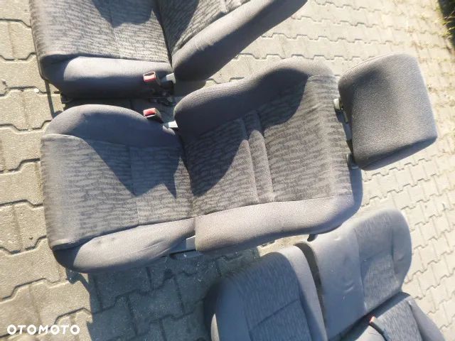 FOTEL FOTELE LEWY PRZÓD PRAWY PRZÓD + TYLNA KANAPA KOMPLET TOYOTA COROLLA E12 3D HB 01-07 - 11