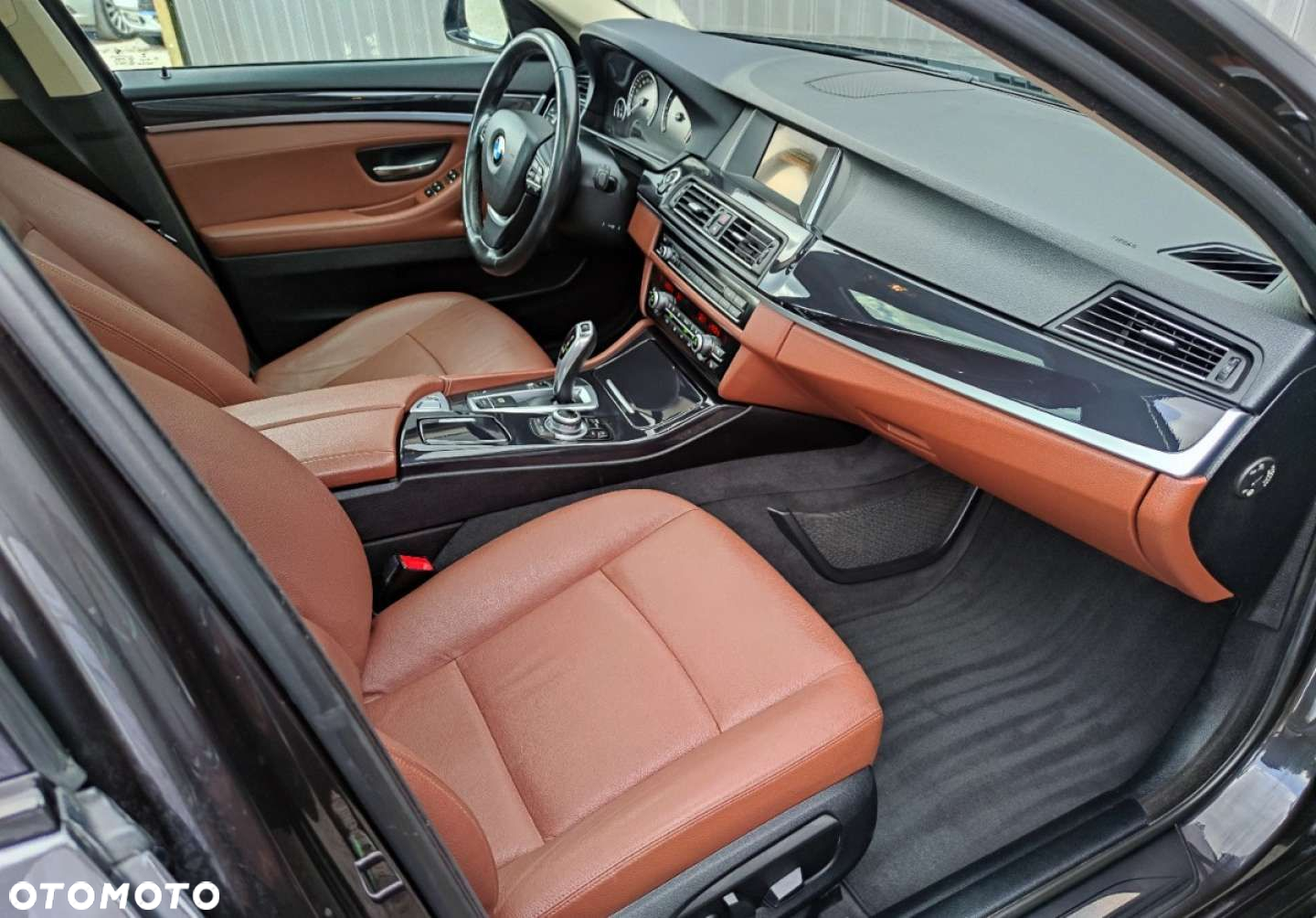 BMW Seria 5 520d Touring Sport Line - 18