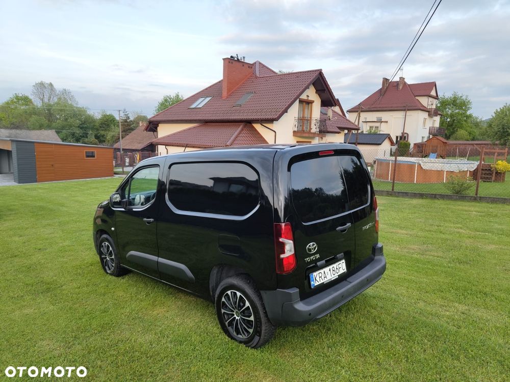 Toyota Proace City - 15