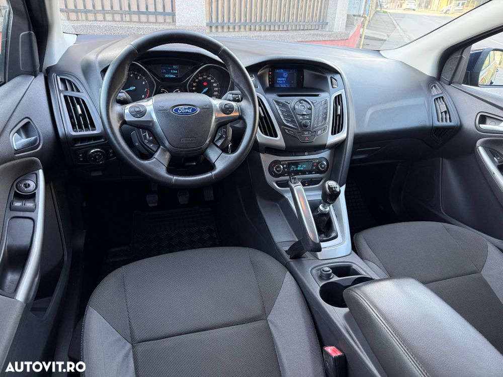 Ford Focus - 14