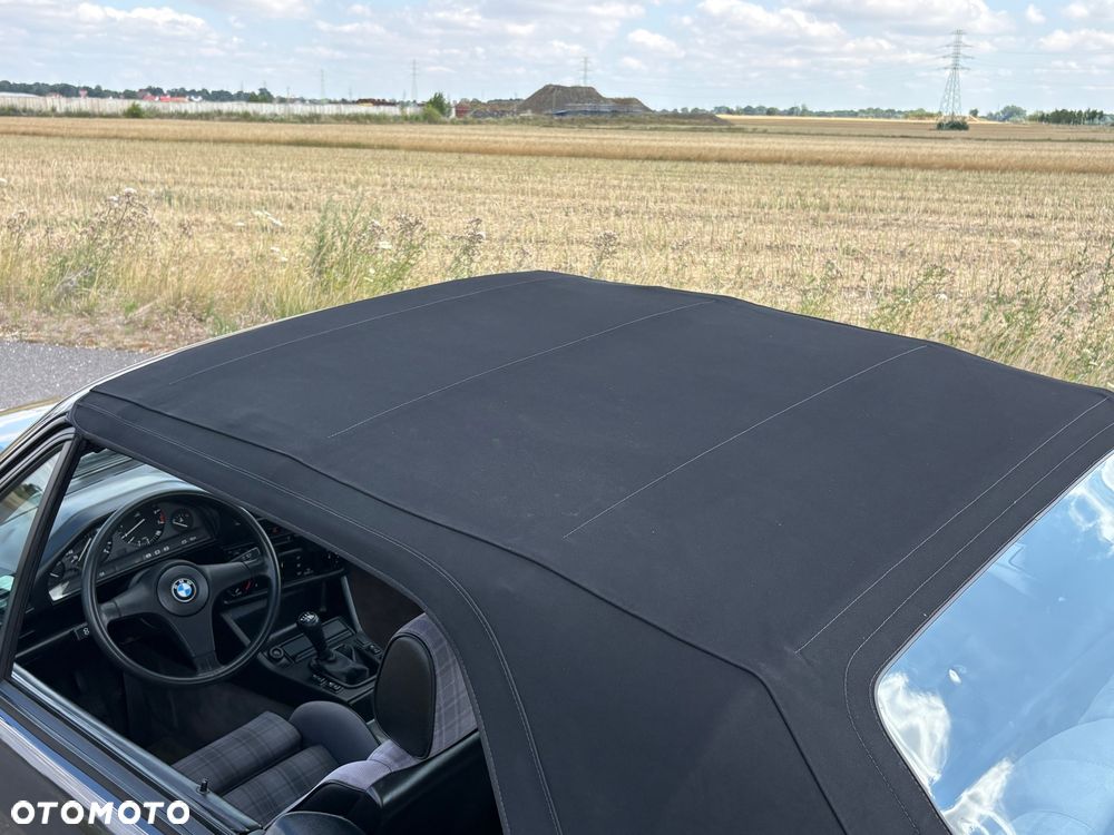 BMW Seria 3 320i - 10