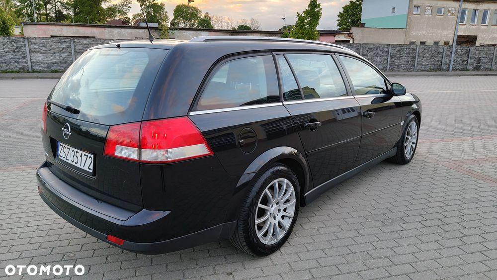 Opel Vectra 1.8 Essentia - 16