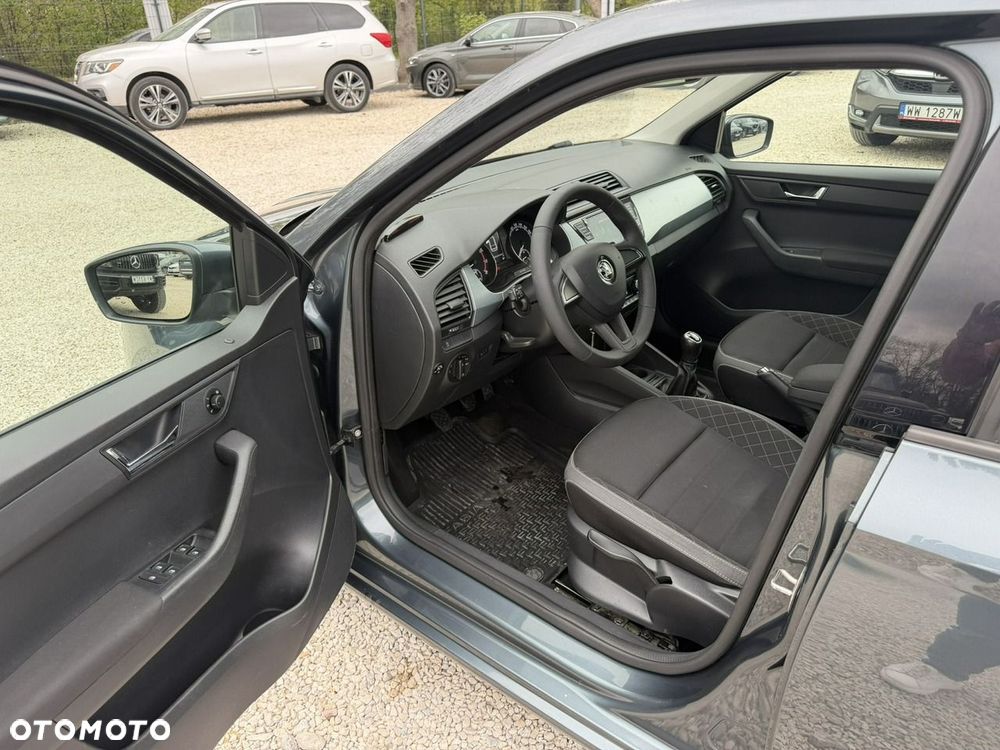 Skoda Fabia 1.0 Ambition - 10