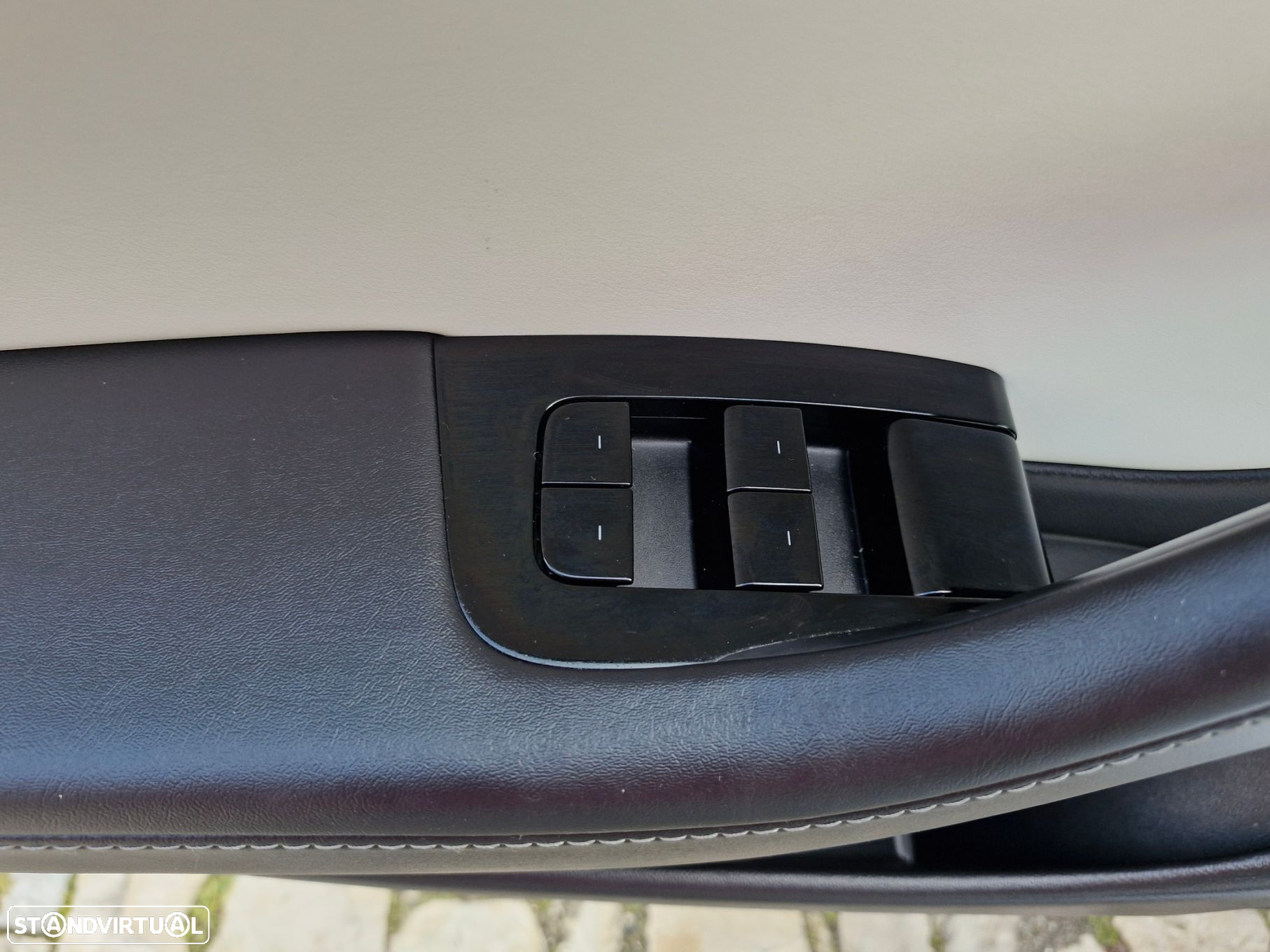Tesla Model 3 Long-Range Dual Motor AWD - 36