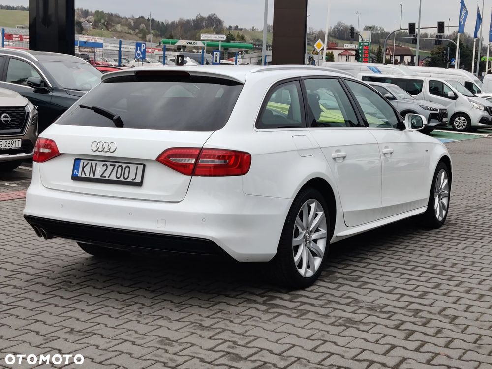 Audi A4 Avant 2.0 TDI DPF multitronic S line Sportpaket - 4