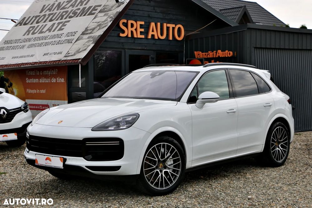 Porsche Cayenne Turbo - 1