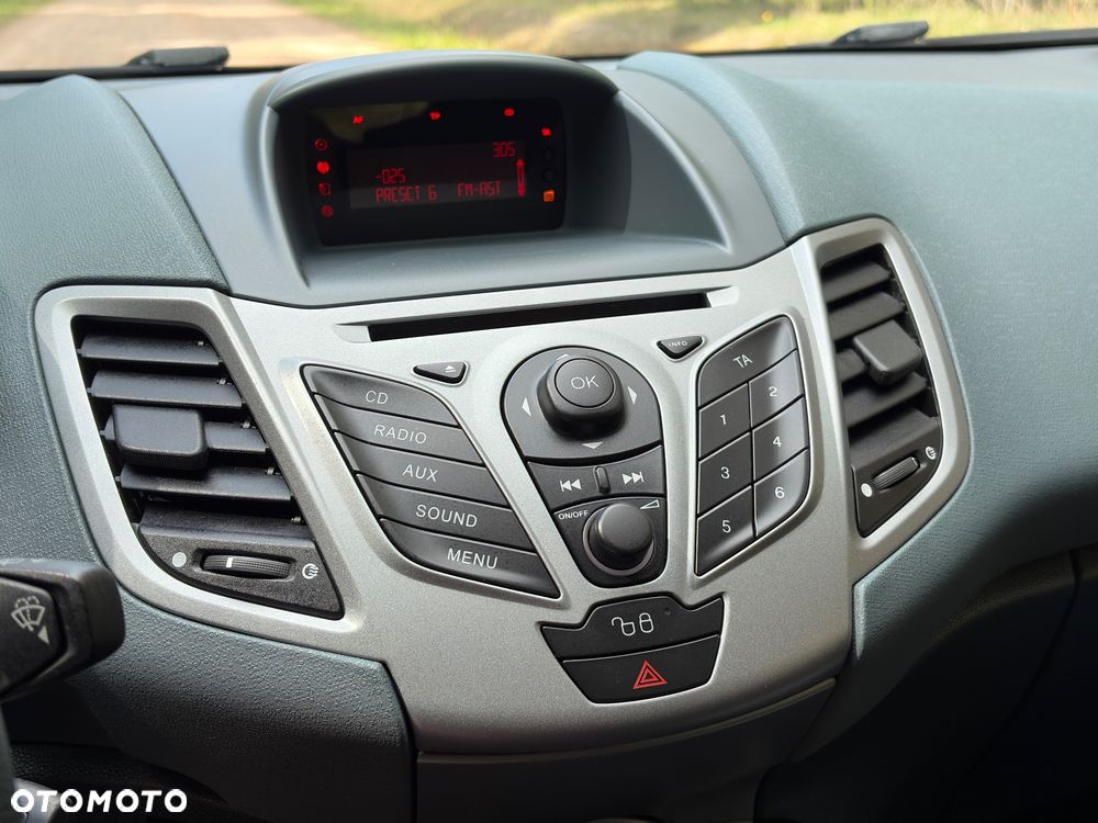 Ford Fiesta 1.25 SYNC Edition - 20