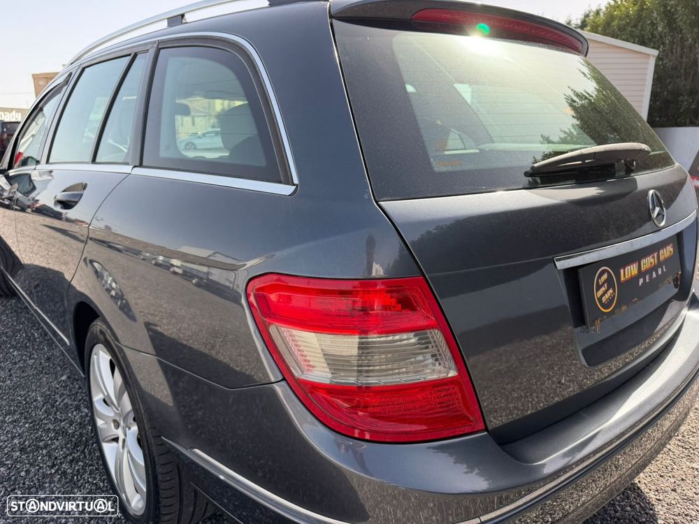 Mercedes-Benz C 200 CGi Elegance BlueEfficiency - 23