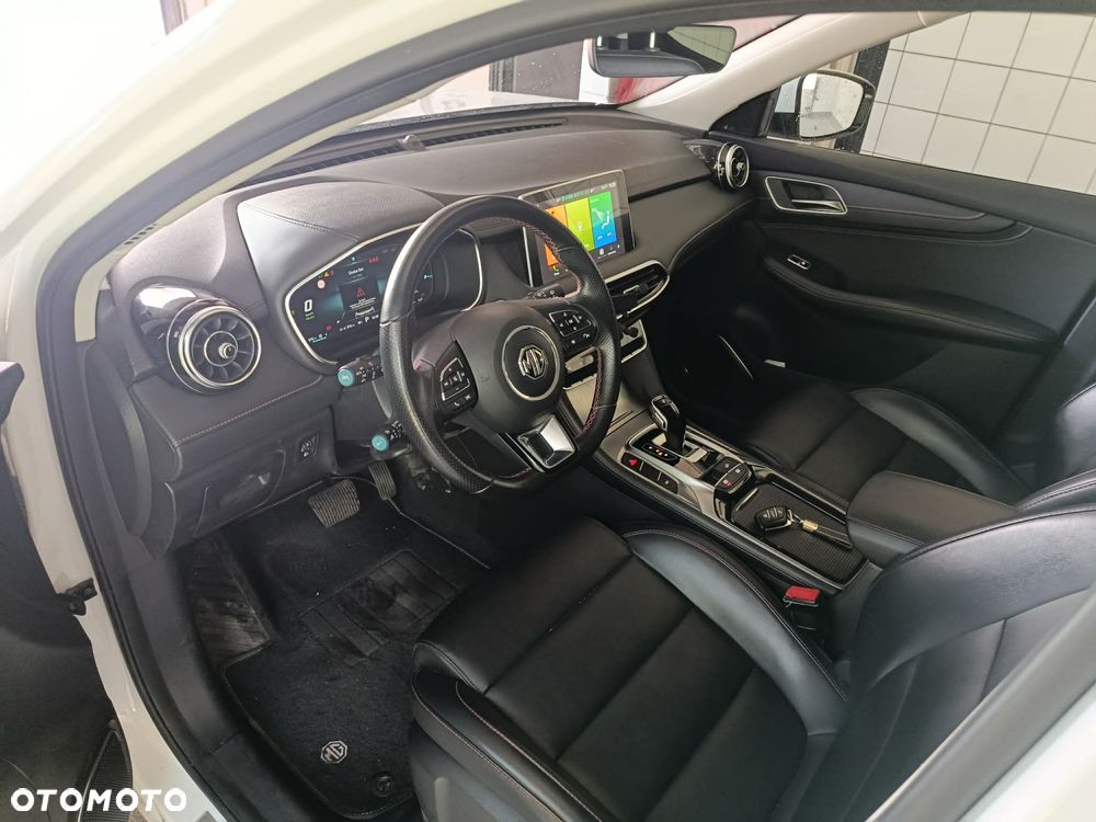 MG HS PHEV - 8