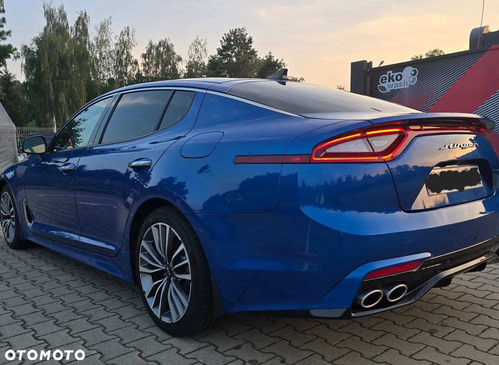Kia Stinger - 15