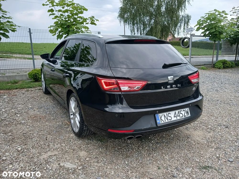 Seat Leon 2.0 TDI FR Black S&S - 5