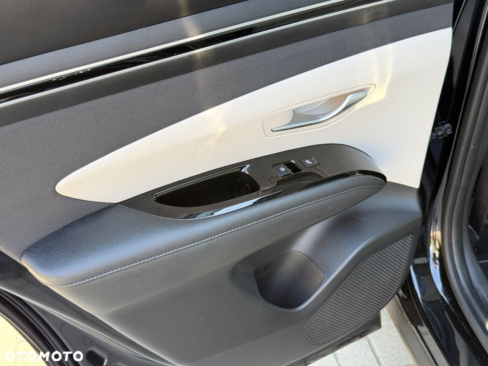 Hyundai Tucson 1.6 CRDi 48V-Hybrid 4WD DCT Prime - 12
