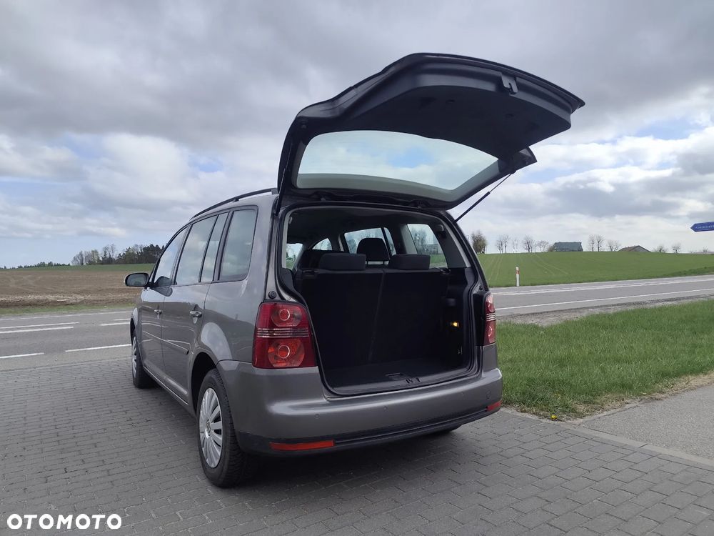 Volkswagen Touran 1.9 TDI Highline - 27