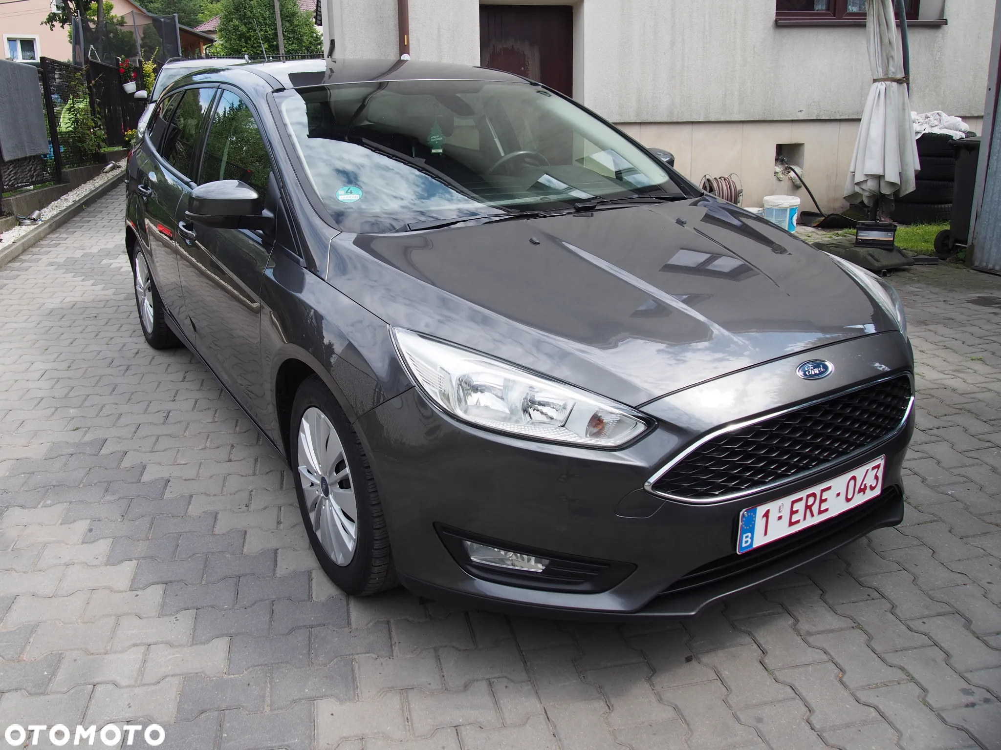 Ford Focus 1.6 TDCi DPF Start-Stopp-System SYNC Edition - 3