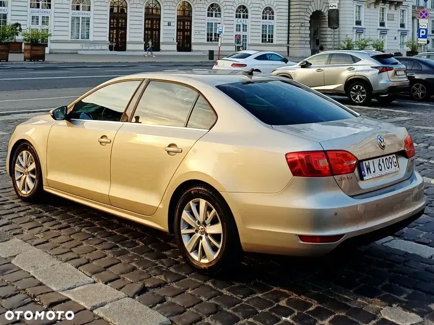 Volkswagen Jetta 1.4 TSI Highline - 6