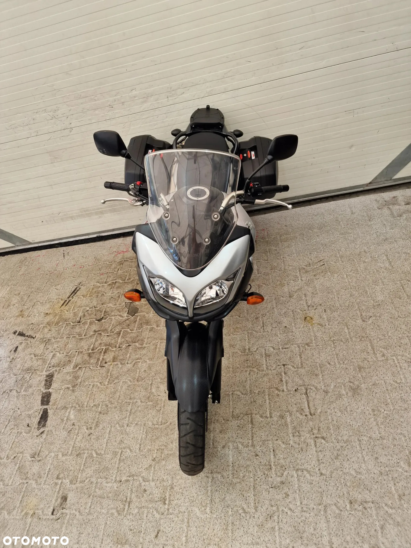 Suzuki DL - 4