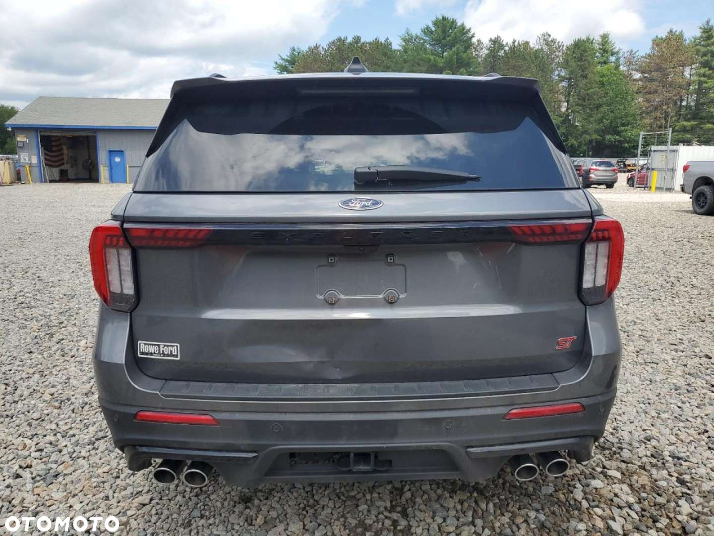 Ford Explorer - 2