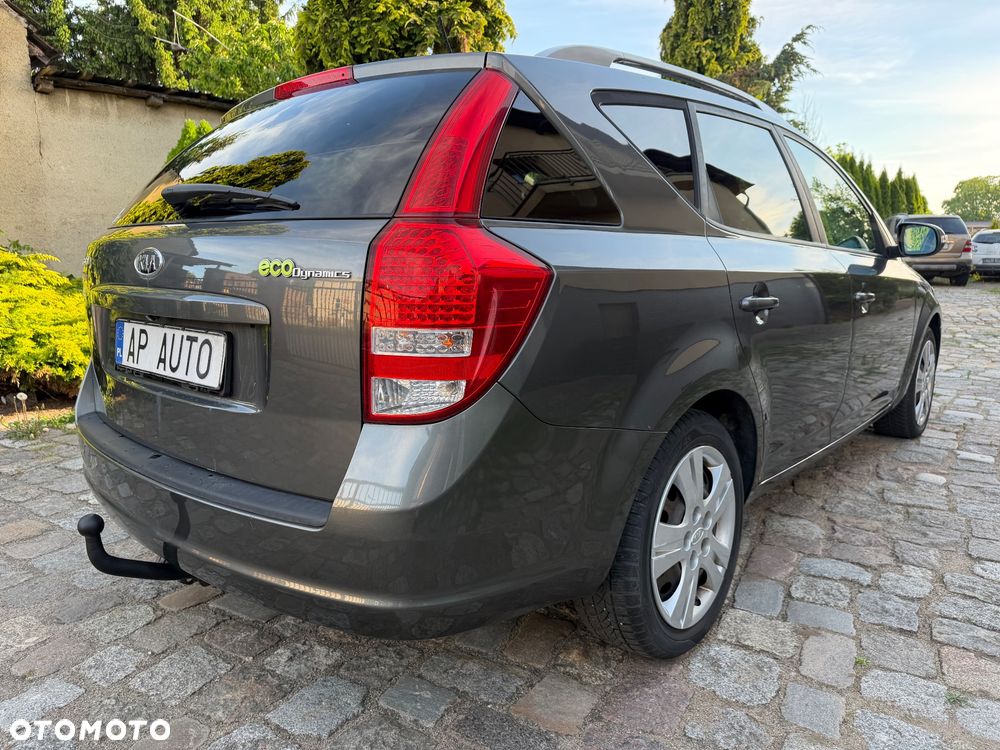 Kia Ceed 1.6 CRDi 90 ISG Spirit - 6