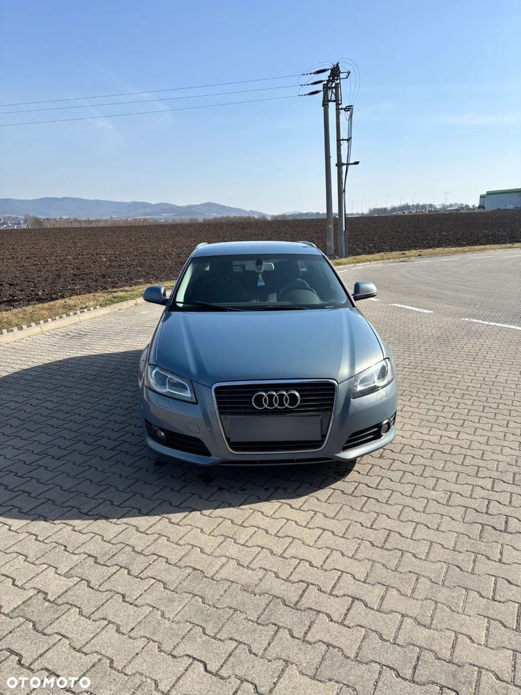 Audi A3 Sportback 2.0 TDI DPF Ambiente - 3