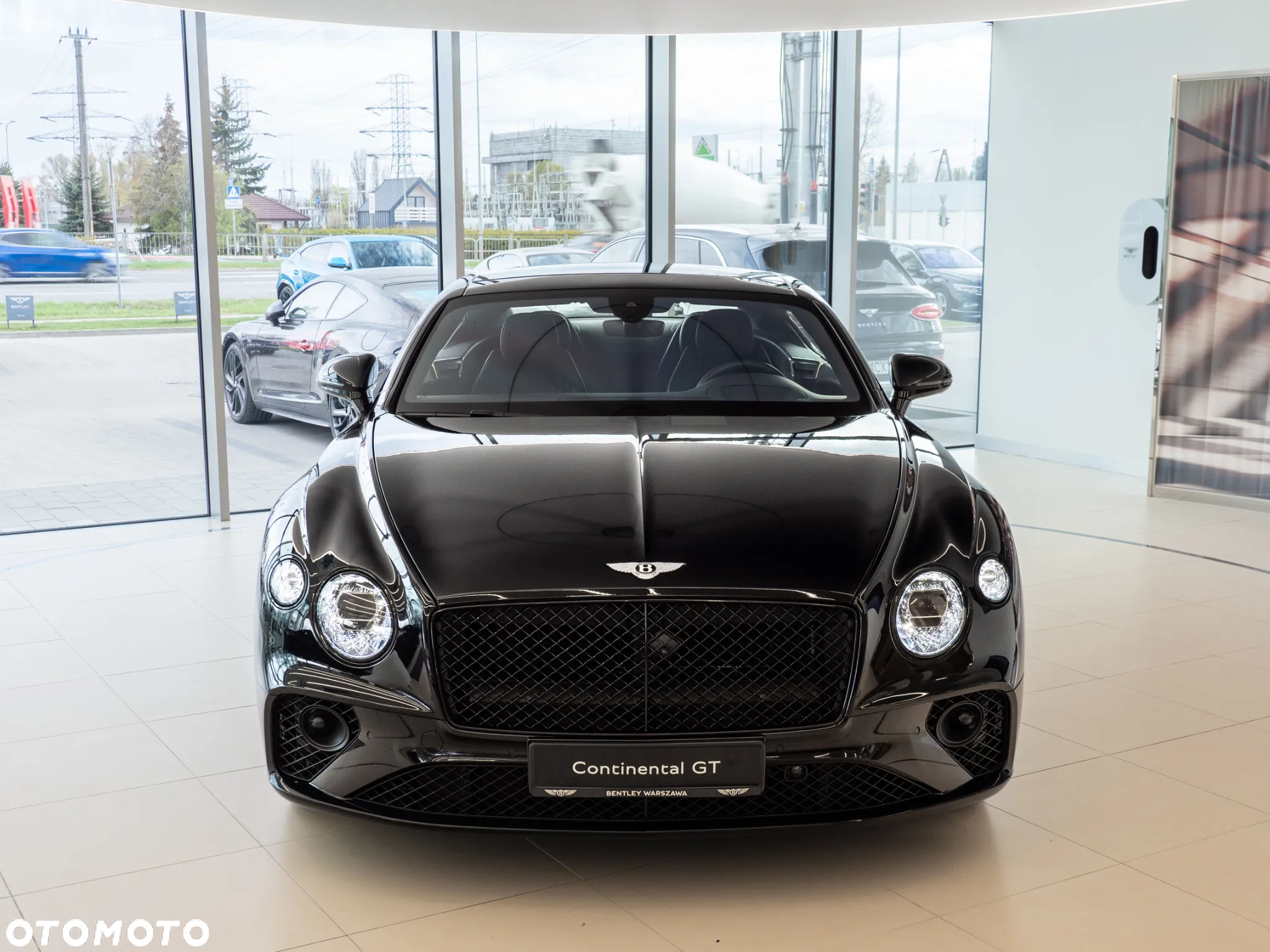 Bentley Continental GT New Convertible V8 Azure - 6