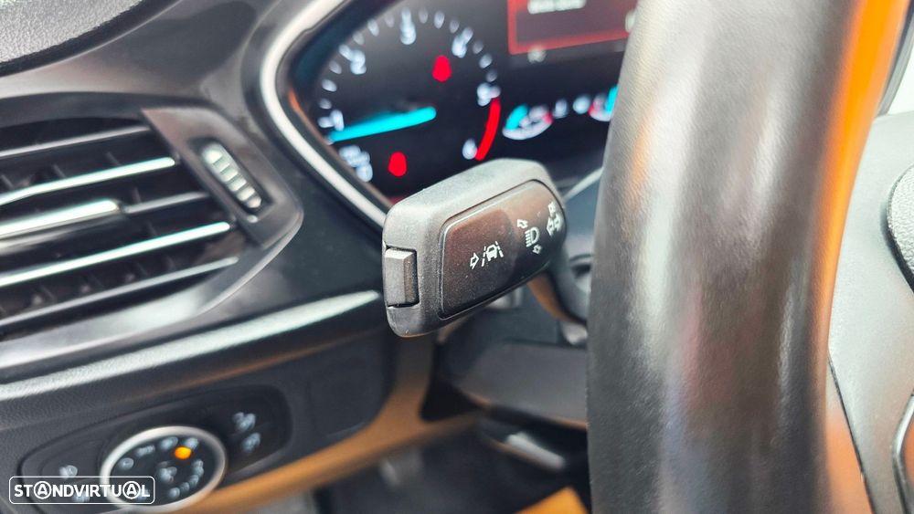 Ford Focus SW 1.5 TDCi EcoBlue Titanium - 15