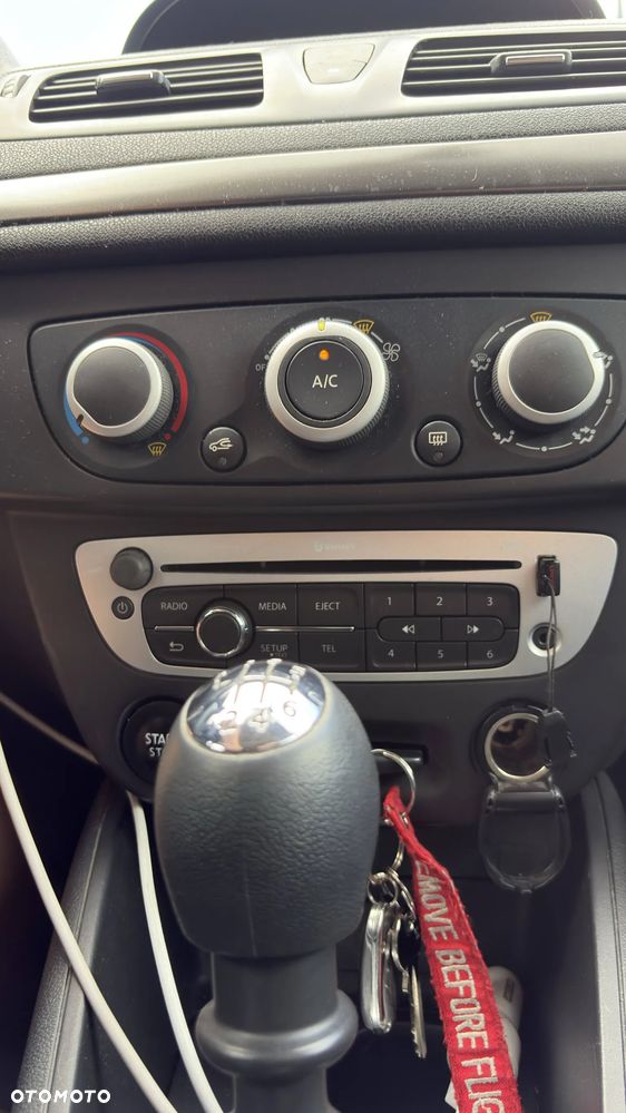 Renault Megane 1.5 dCi Limited - 14