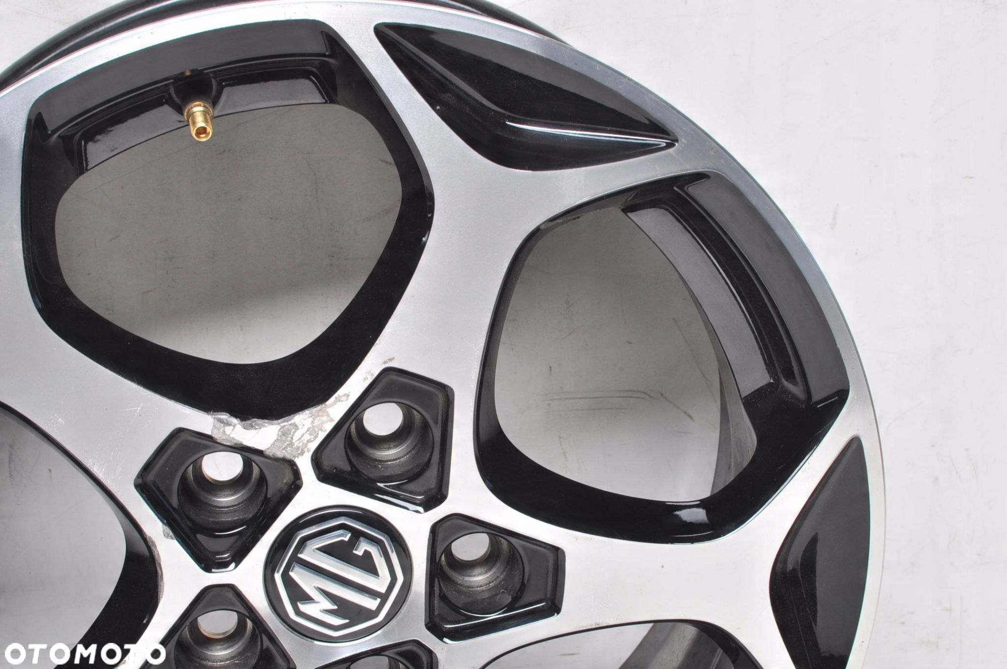 MG ZS FELGA ALUMINIOWA R16" 6J 5X112 ET50 11136372 - 6