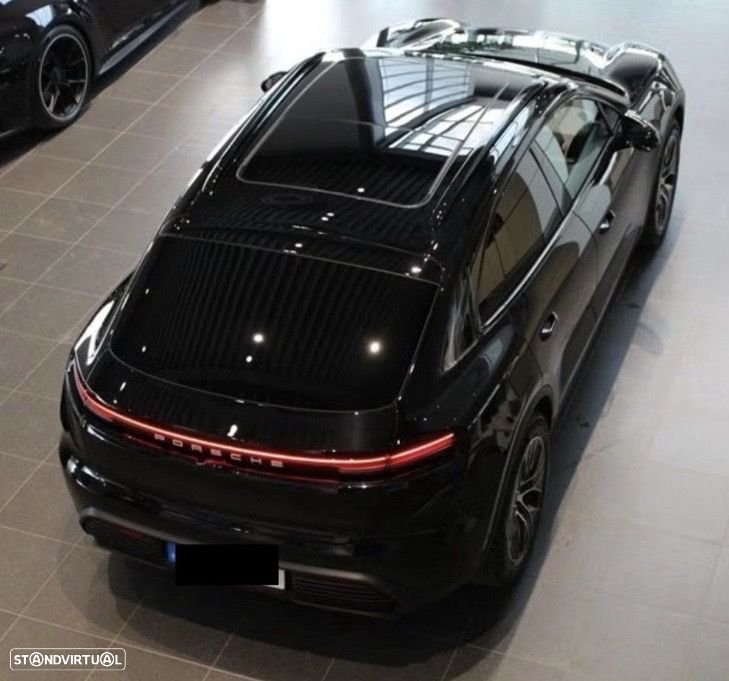 Porsche Macan Electric - 4