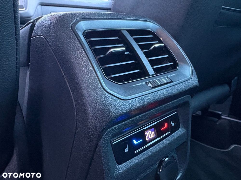 Volkswagen Tiguan - 16