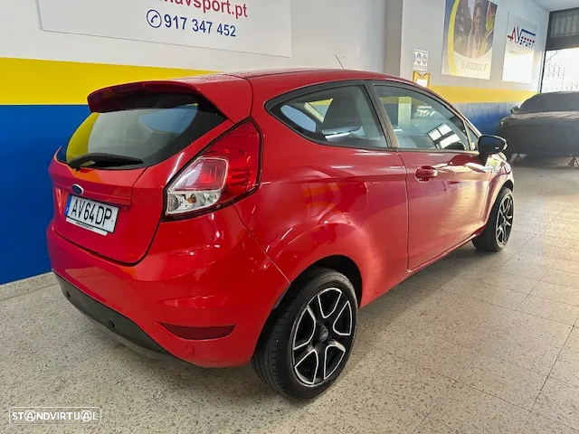 Ford Fiesta 1.0 EcoBoost S&S Aut. TREND - 3