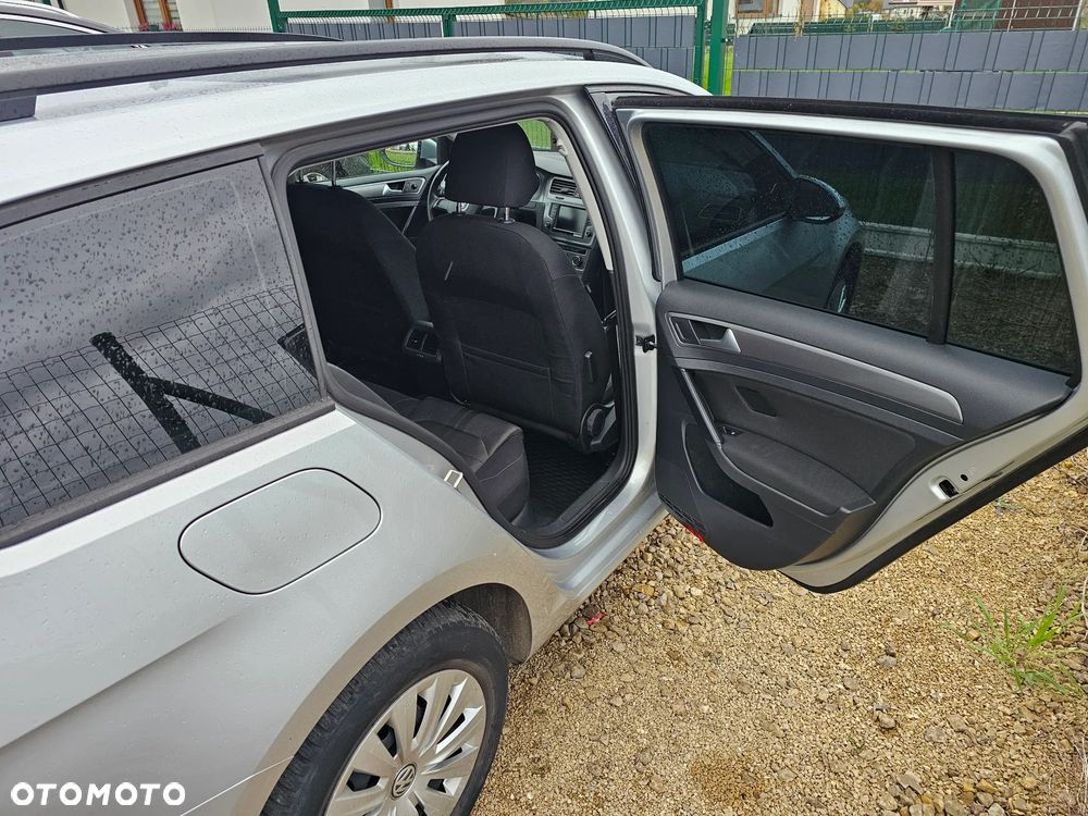 Volkswagen Golf VII 1.6 TDI BlueMotion Trendline - 11