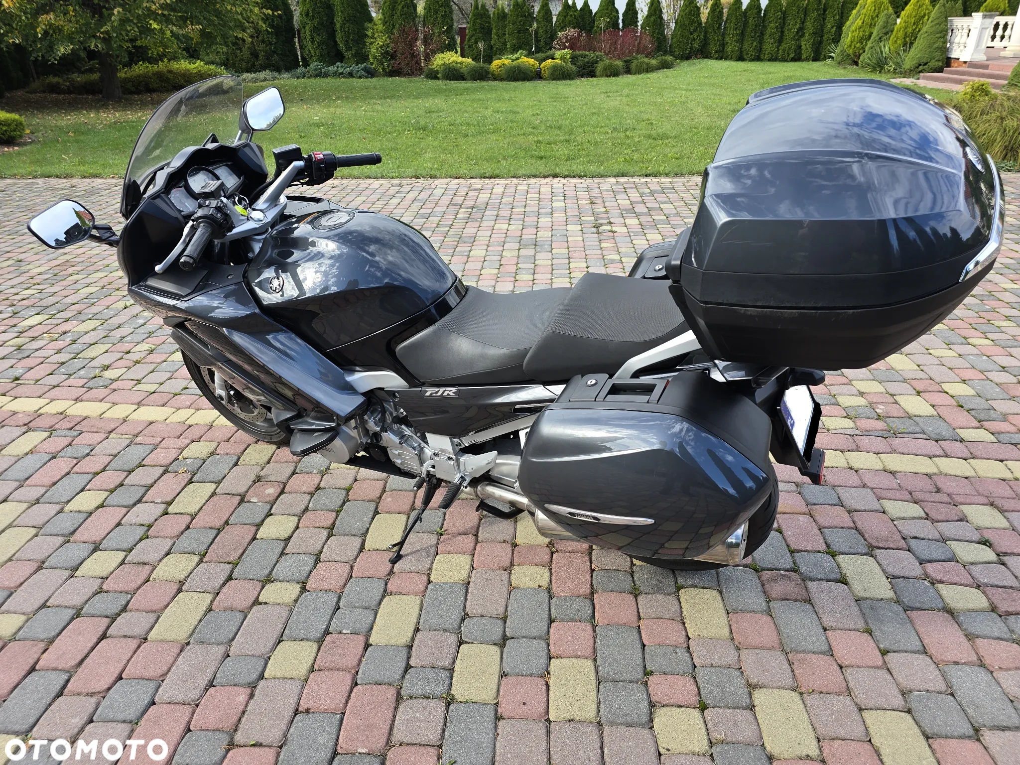 Yamaha FJR - 3