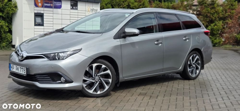 Toyota Auris 1.6 D-4D Design Edition - 5