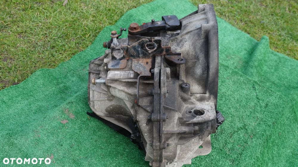 Renault Trafic II Opel Vivaro Nissan Primastar 2.0 DCI skrzynia biegow 8200546200 - 3