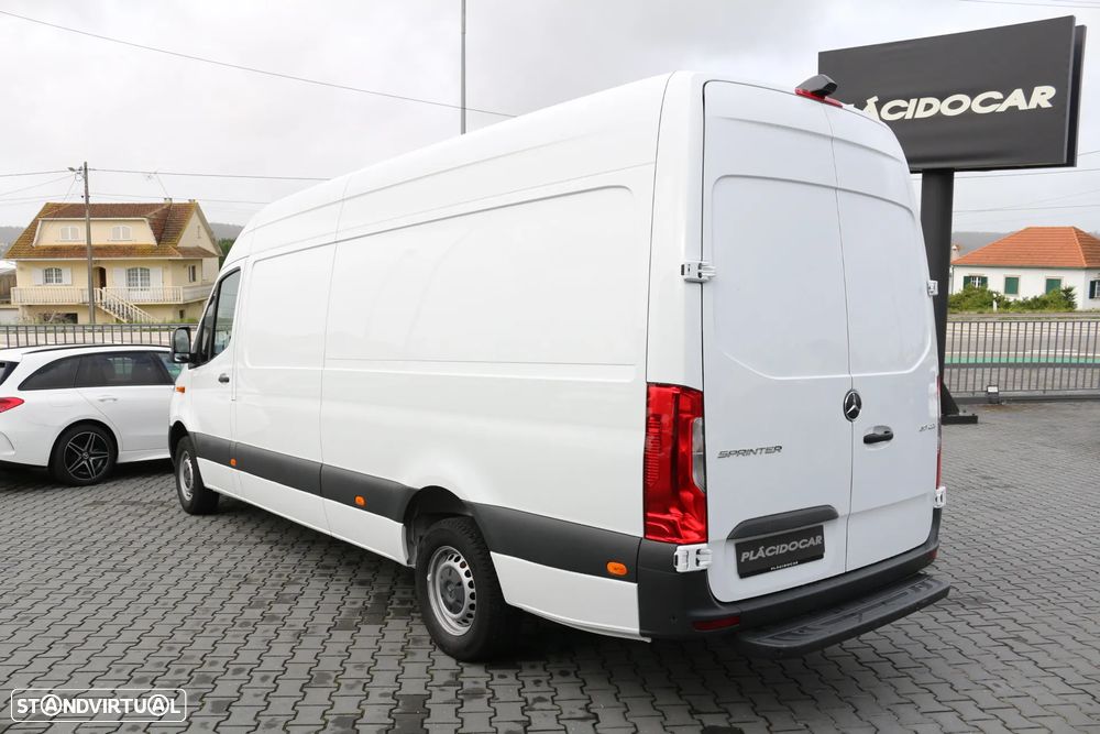 Mercedes-Benz 317 CDI L3 - 4