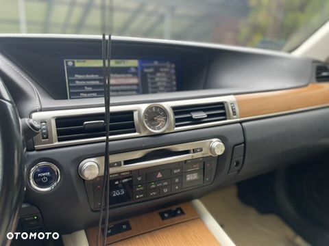 Lexus GS 300h Elegance - 14