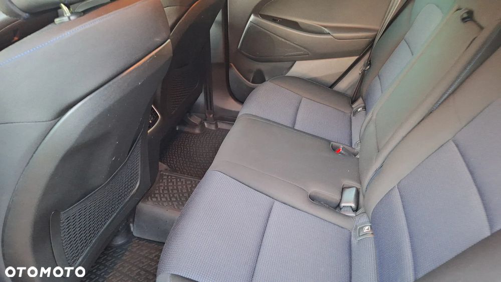Hyundai Tucson blue 1.7 CRDi 2WD Style - 12