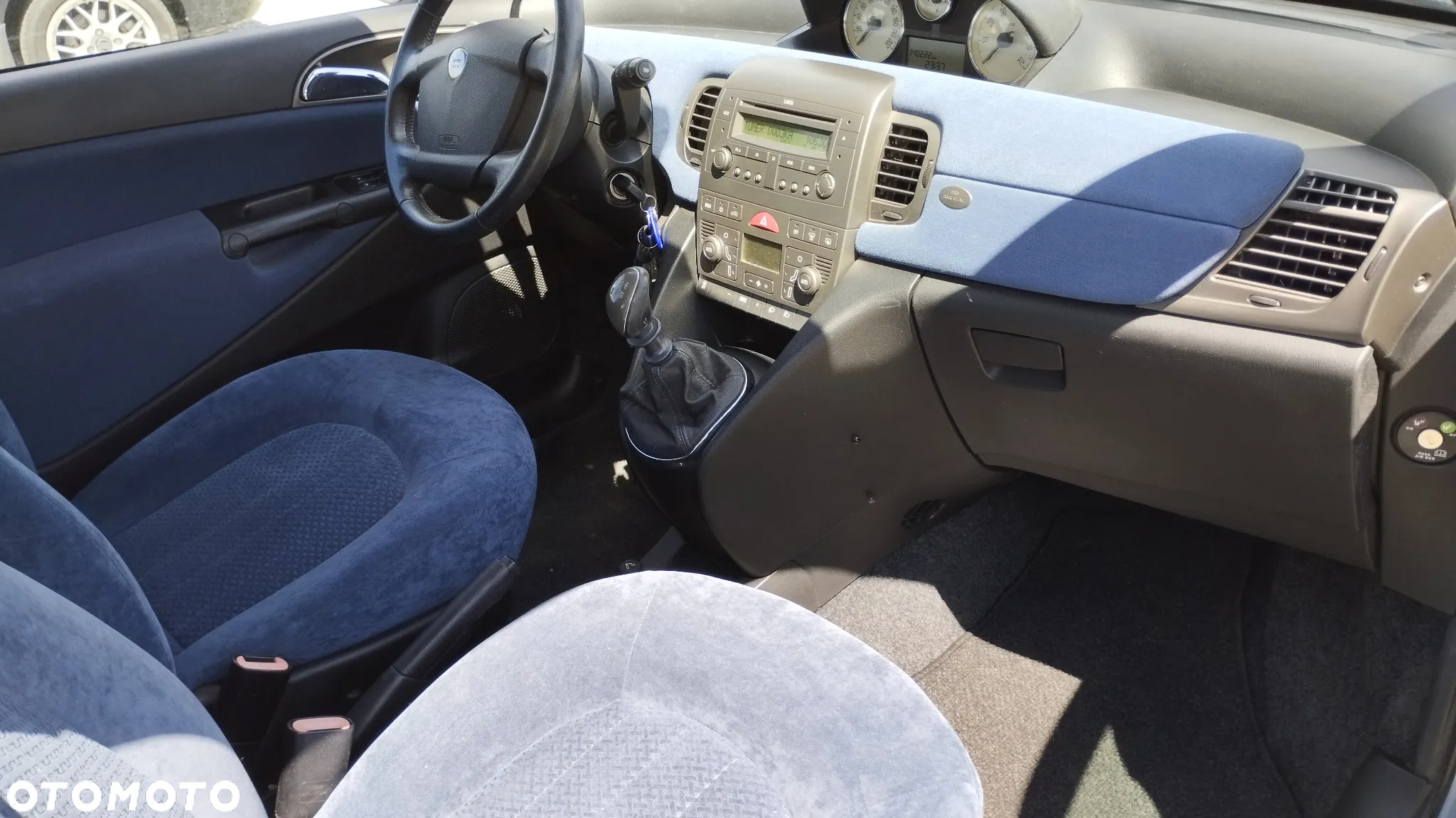 Lancia Ypsilon 1.2 8V Argento (5 os.) - 19