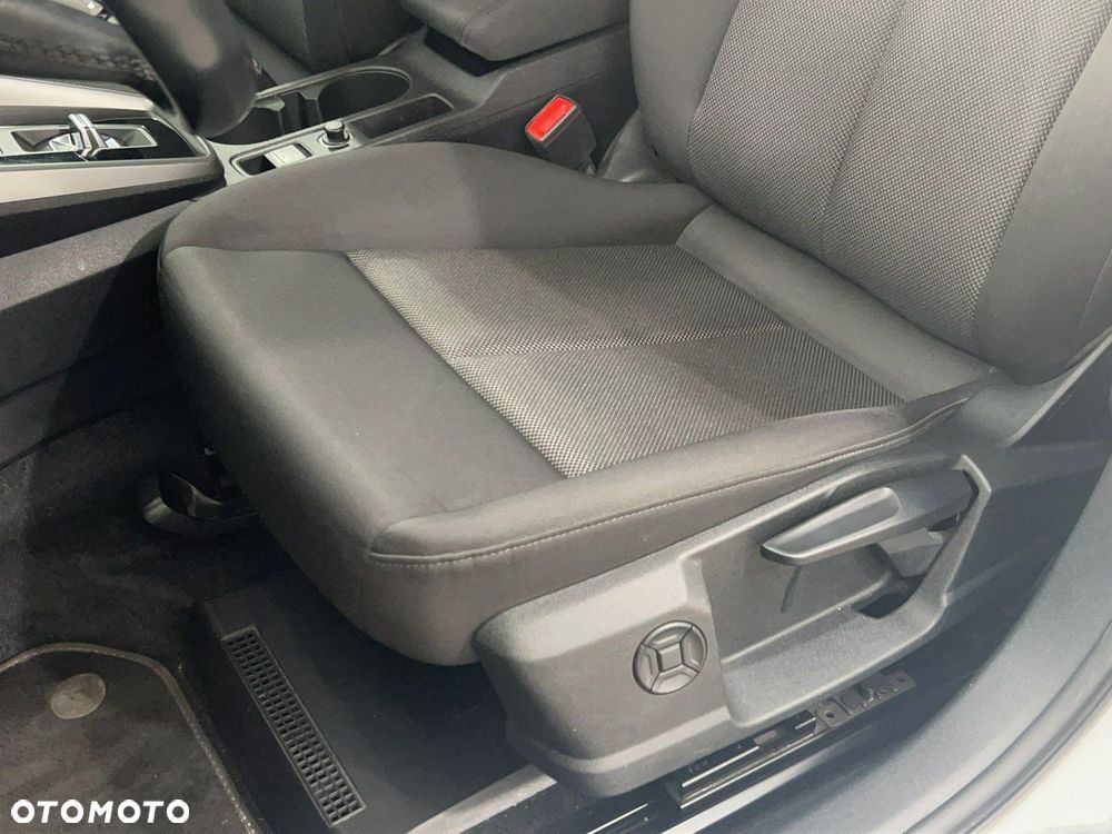 Audi A3 Sportback 35 TFSI mHEV S tronic - 17