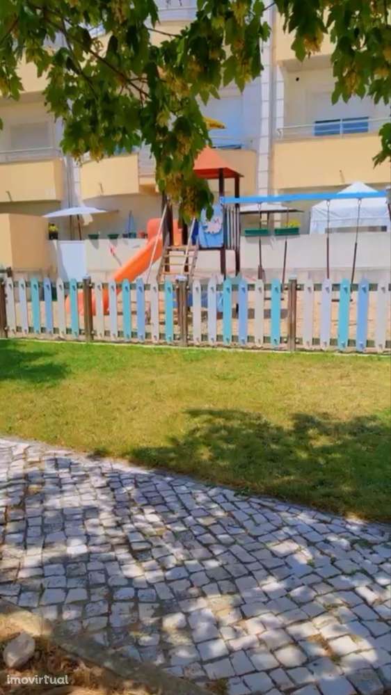 T1 em Condomínio Fechado com Piscina - Grande imagem: 2/11