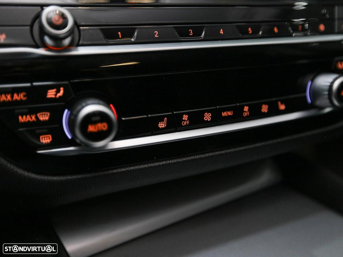 BMW 520 d Auto - 21