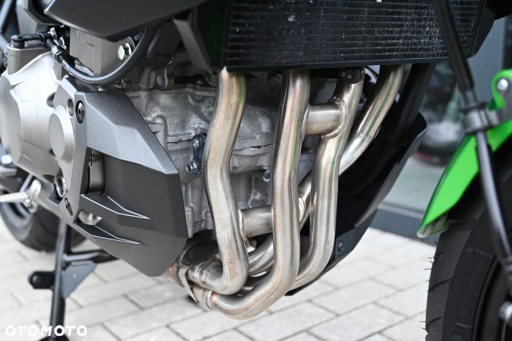 Kawasaki Versys 1000 - 25